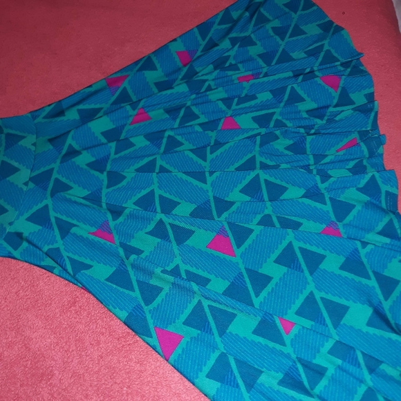 Dress - Picture 2 of 5